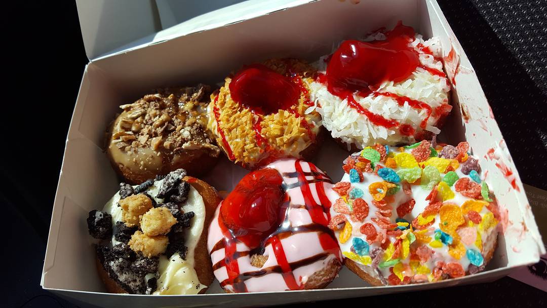 Unbiased Review of Destination Little Donuts in Destin