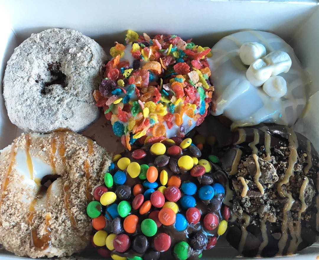 Unbiased Review of Destination Little Donuts in Destin