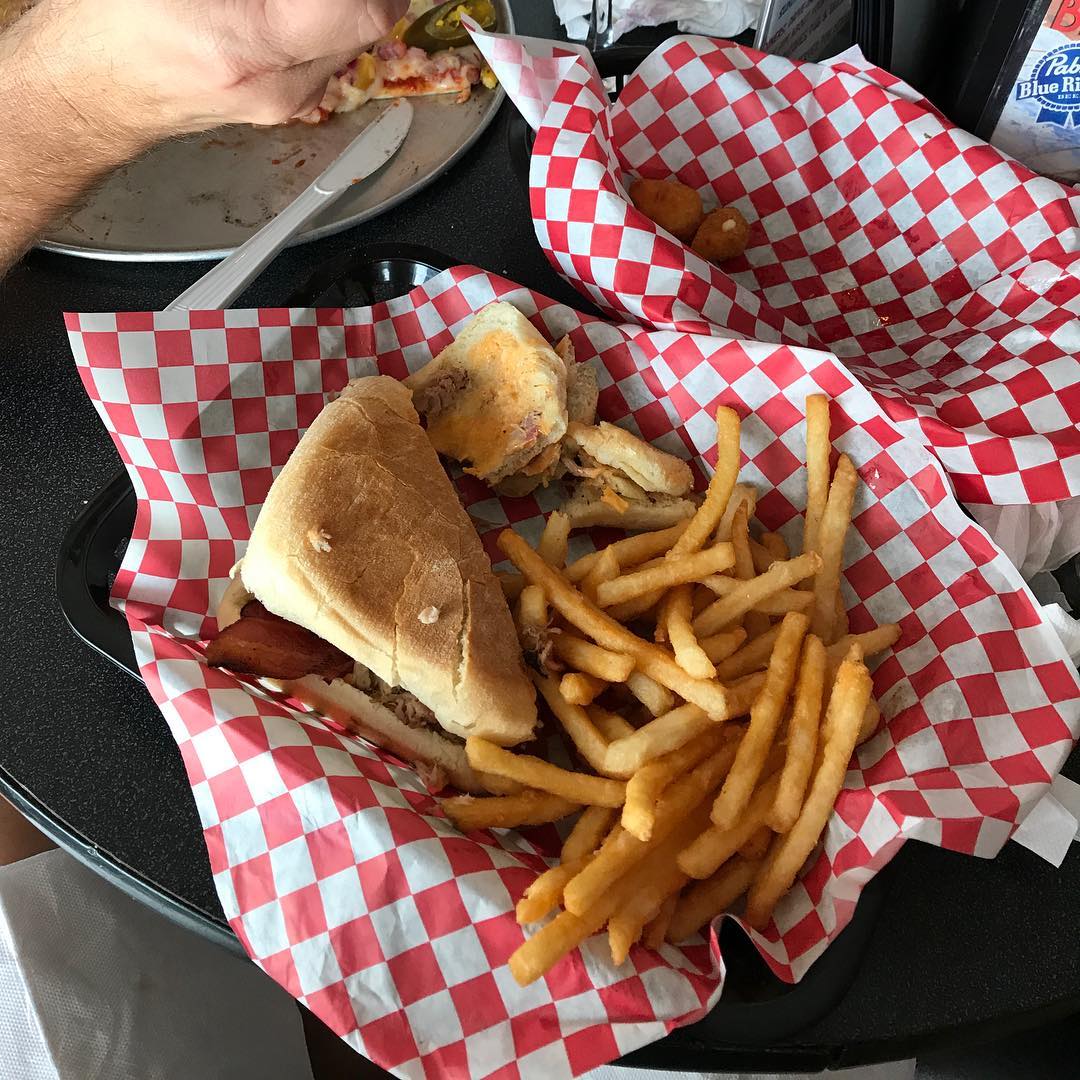 review-of-patches-pub-grill-in-panama-city-beach