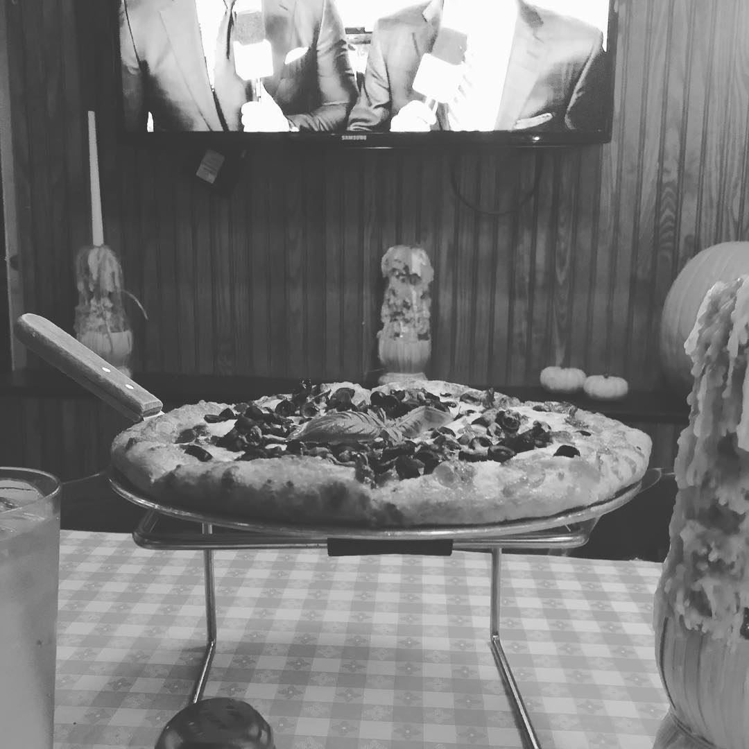 Destin Restaurants - Vinny McGuire’s Pizza - Original Photo