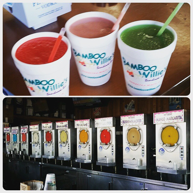 Unbiased Review of Bamboo Willie's in Pensacola Beach