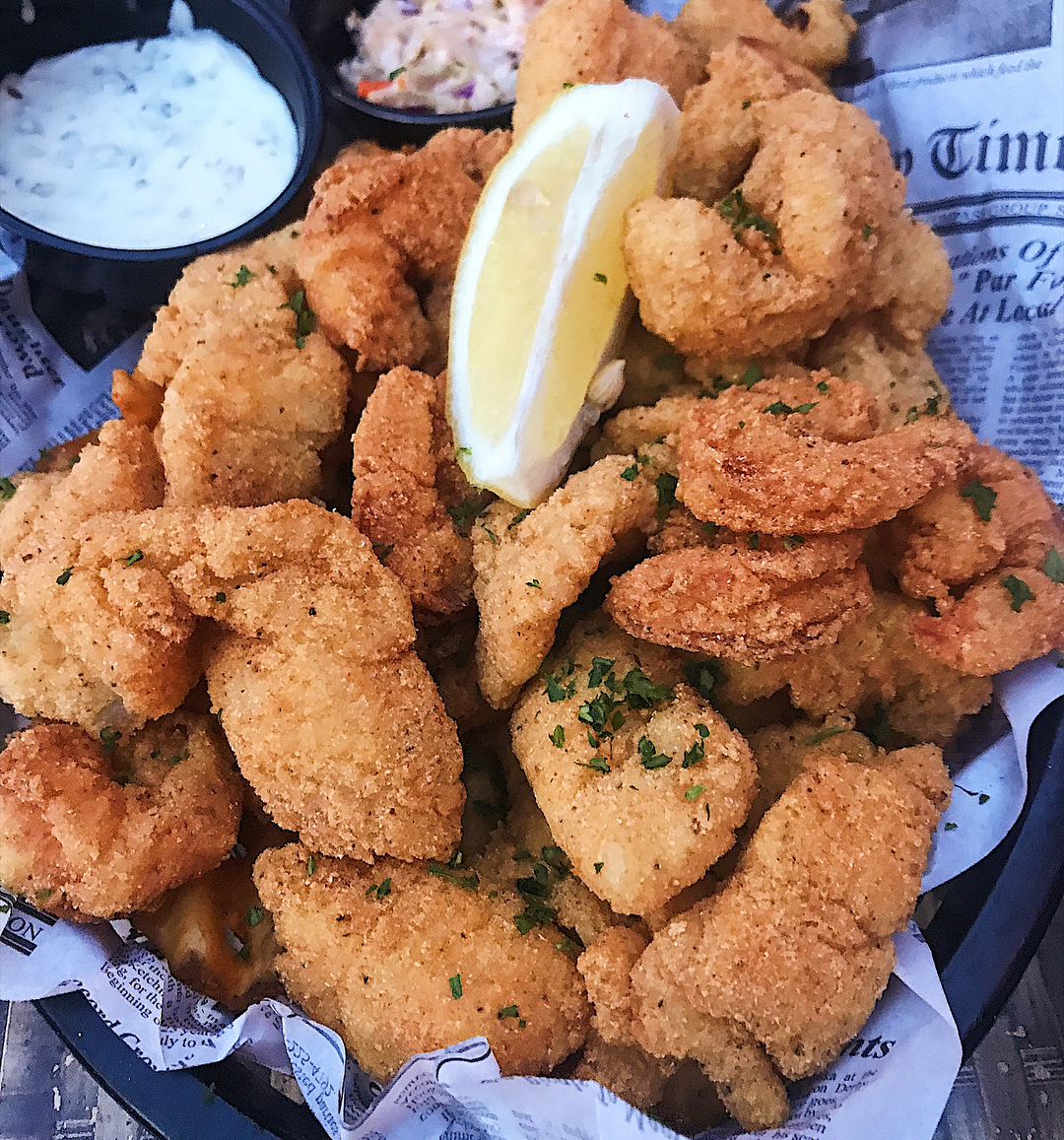 Unbiased Review of Hammerhead's Bar & Grill in Destin, FL