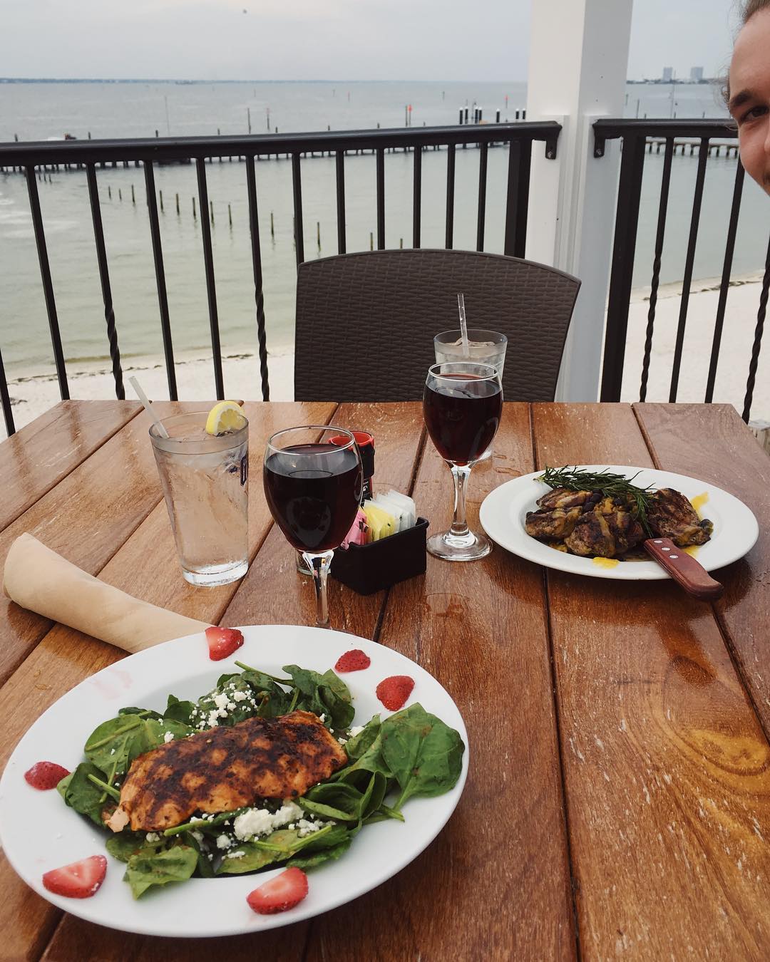 Unbiased Review of Hemingway's Island Grill in Pensacola Beach