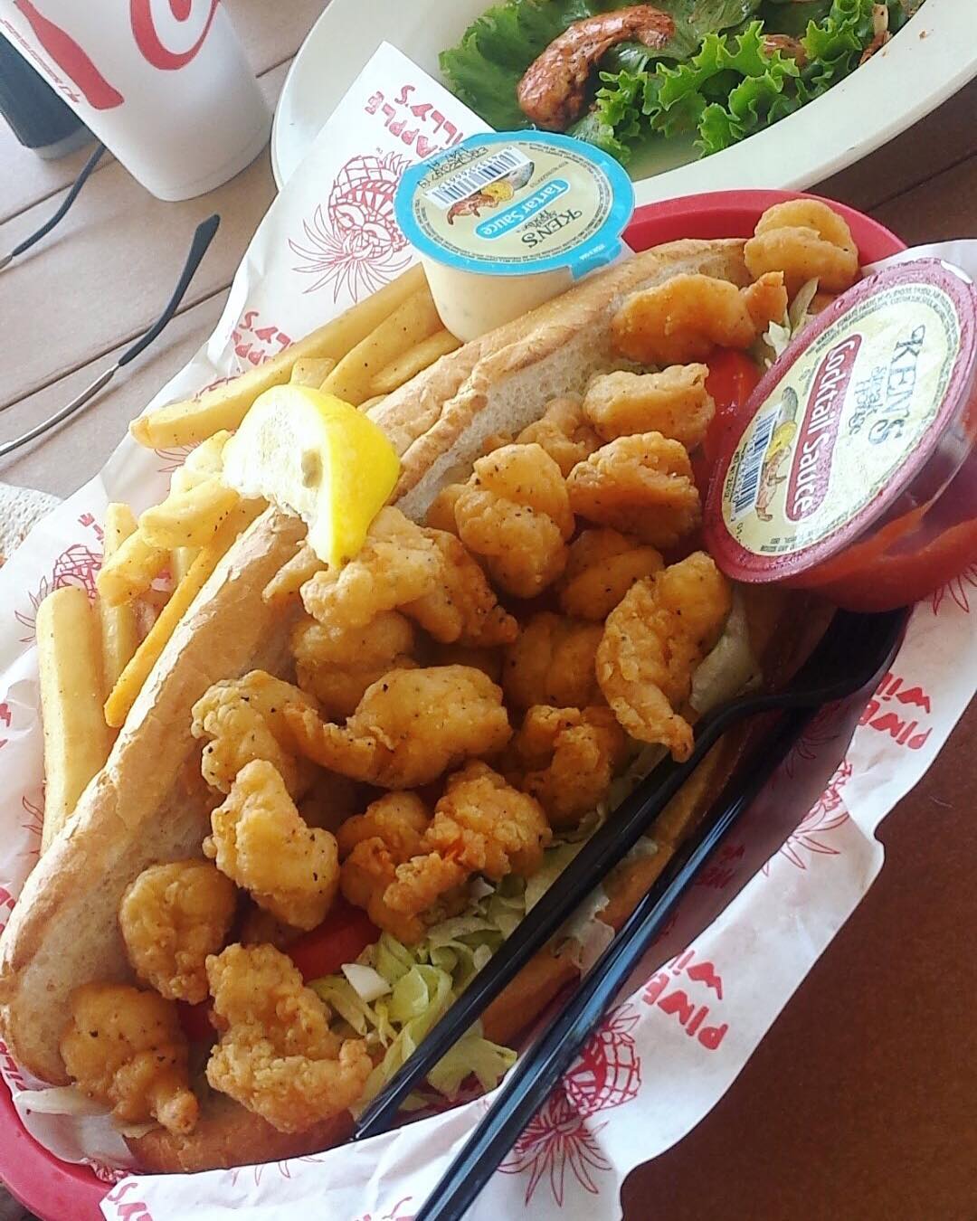 Unbiased Review of Pineapple Willy's in Panama City Beach