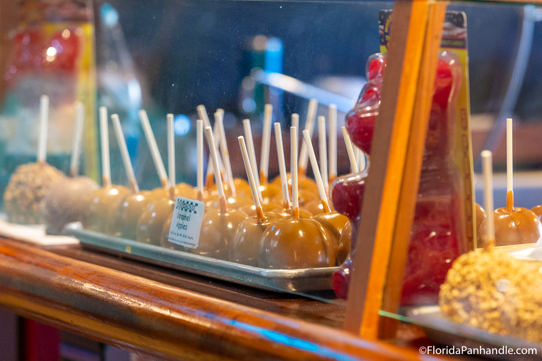Destin Restaurants - Candymaker Candy Store - Original Photo