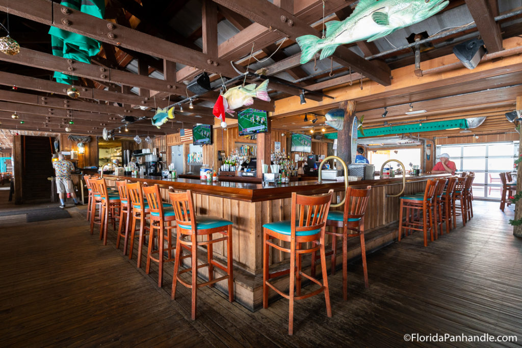 oyster bar in destin, florida