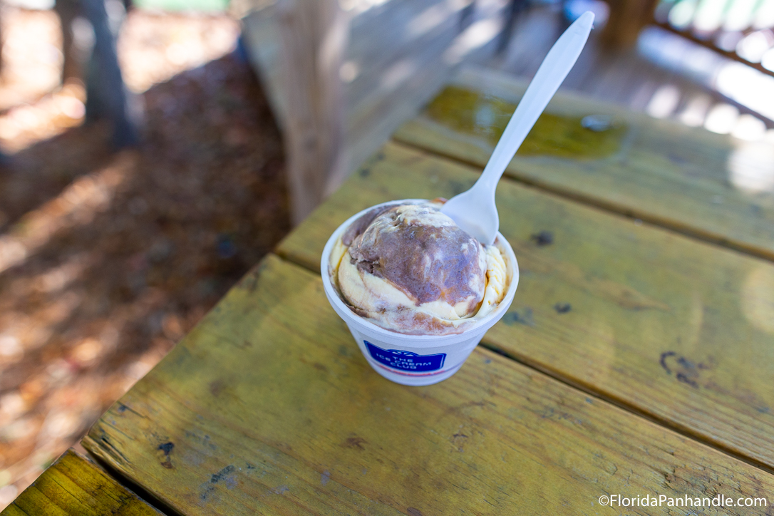 Destin Things To Do - Okaloosa National Mini Golf & Ice Cream - Original Photo