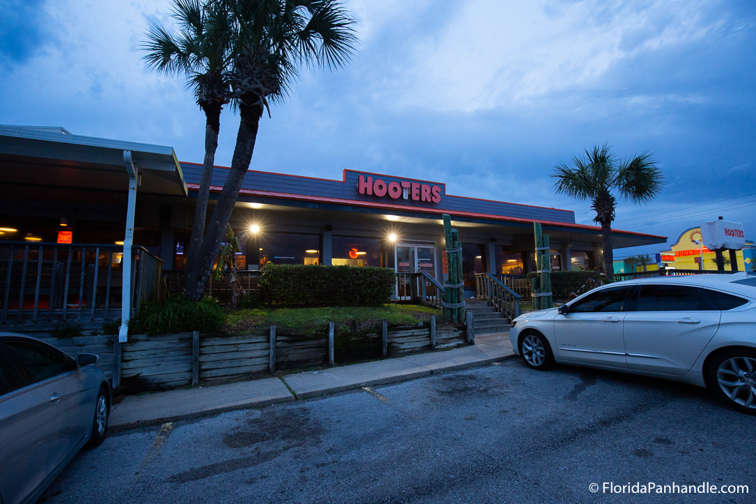 Panama City Beach Restaurants - Hooters - Original Photo