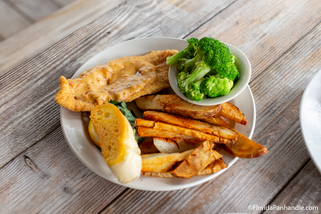 Review of Callahan's Restaurant & Deli in Destin, Florida