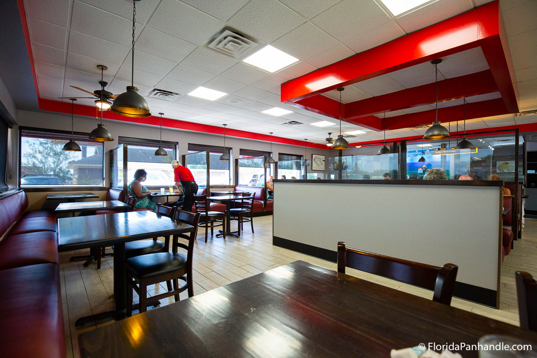 Insider Review of Chicken ‘N the Egg in Pensacola, FL