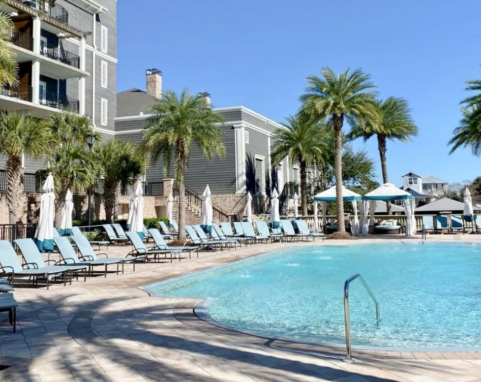 resort in destin, pool