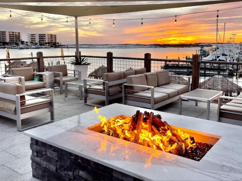 rooptop bar, sunset, skybar, restaurant, fire pit