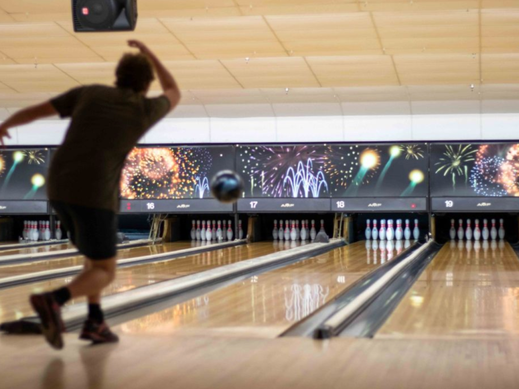 cordova lanes, bowling, family-friendly attraction, pensacola 