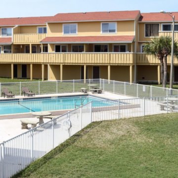 Regency Cabanas - Vacation In Pensacola, Florida