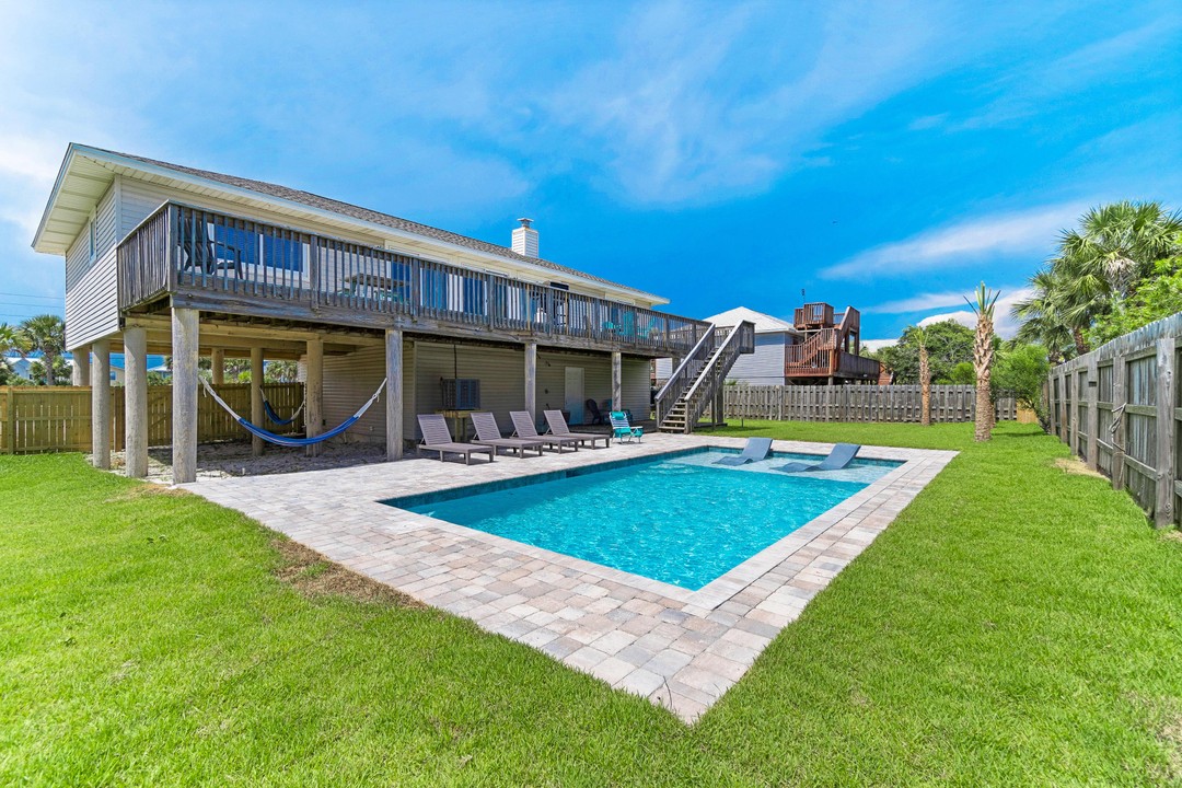 Stunning Pensacola Beach House Rentals with Private Pools