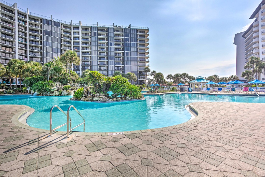 Edgewater Beach & Golf Resort