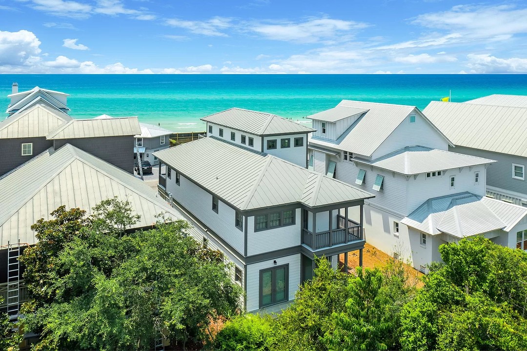 5 Charming Vacation Rentals in 30A